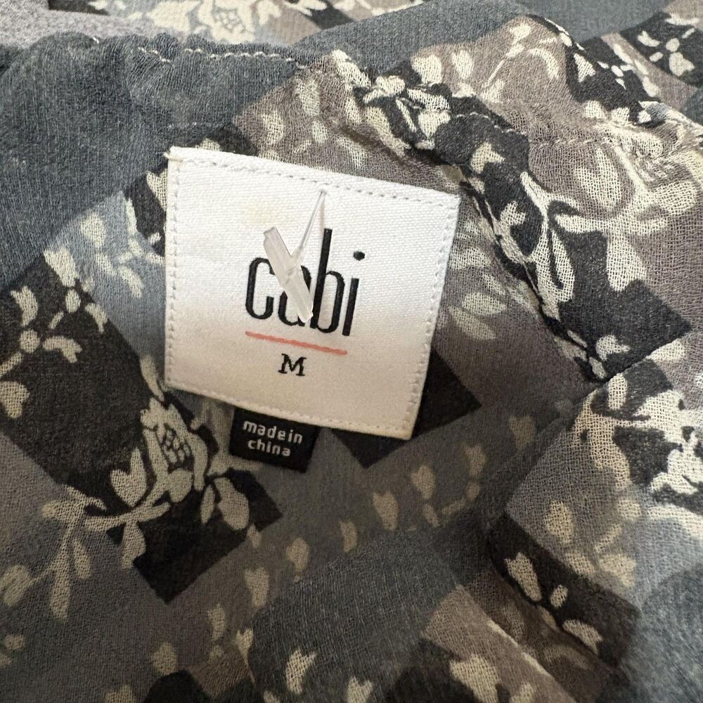 CAbi Blouse Womens Medium Gray Plaid Ruffle Neck Sleeveless Lightweight Top - Picture 4 of 6